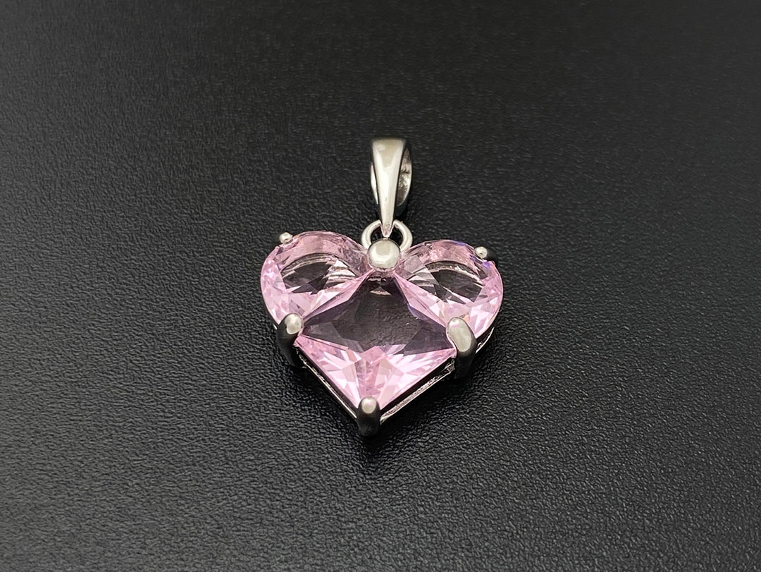 2PCS 14mm silver plated brass heart charms pendant, pink zircon heart