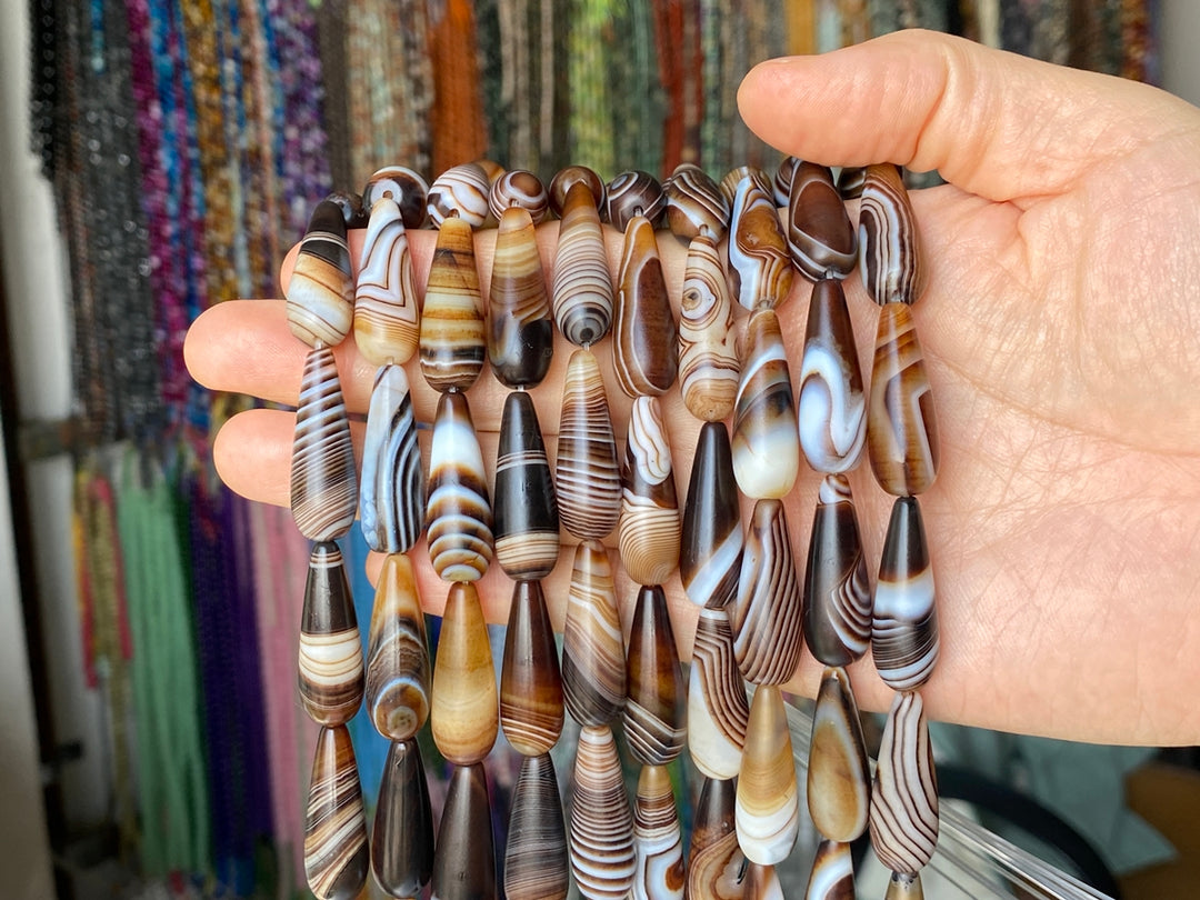 15.25" 10x30mm matte/frosted brown stripe agate teardrop beads