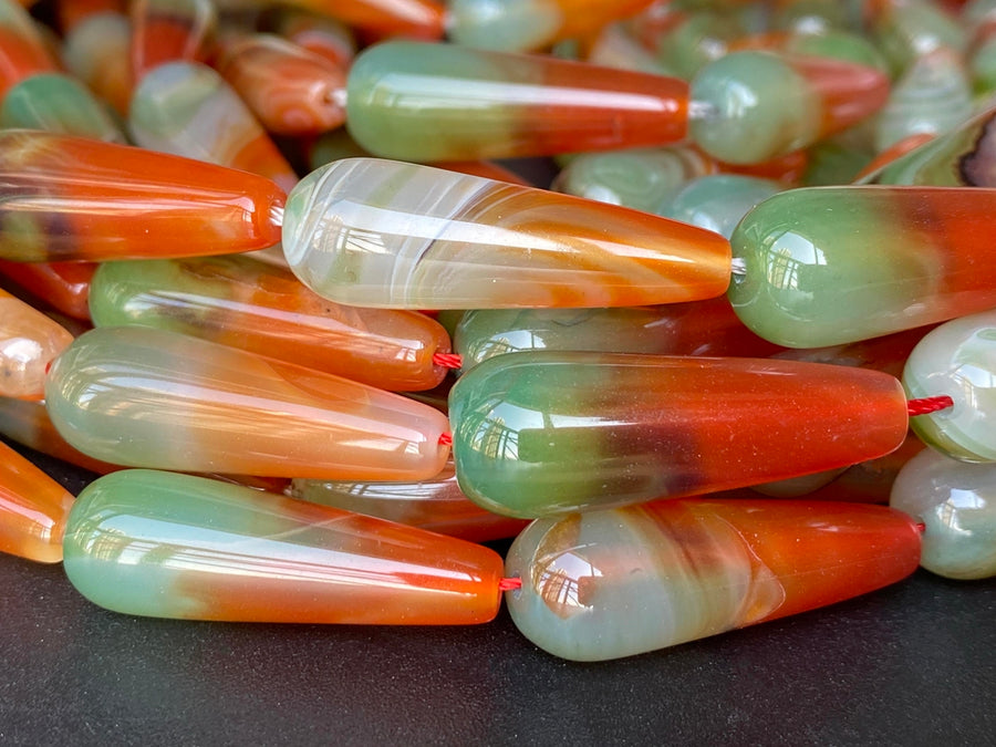 15.5" 10x30mm Green red stripe agate teardrop beads