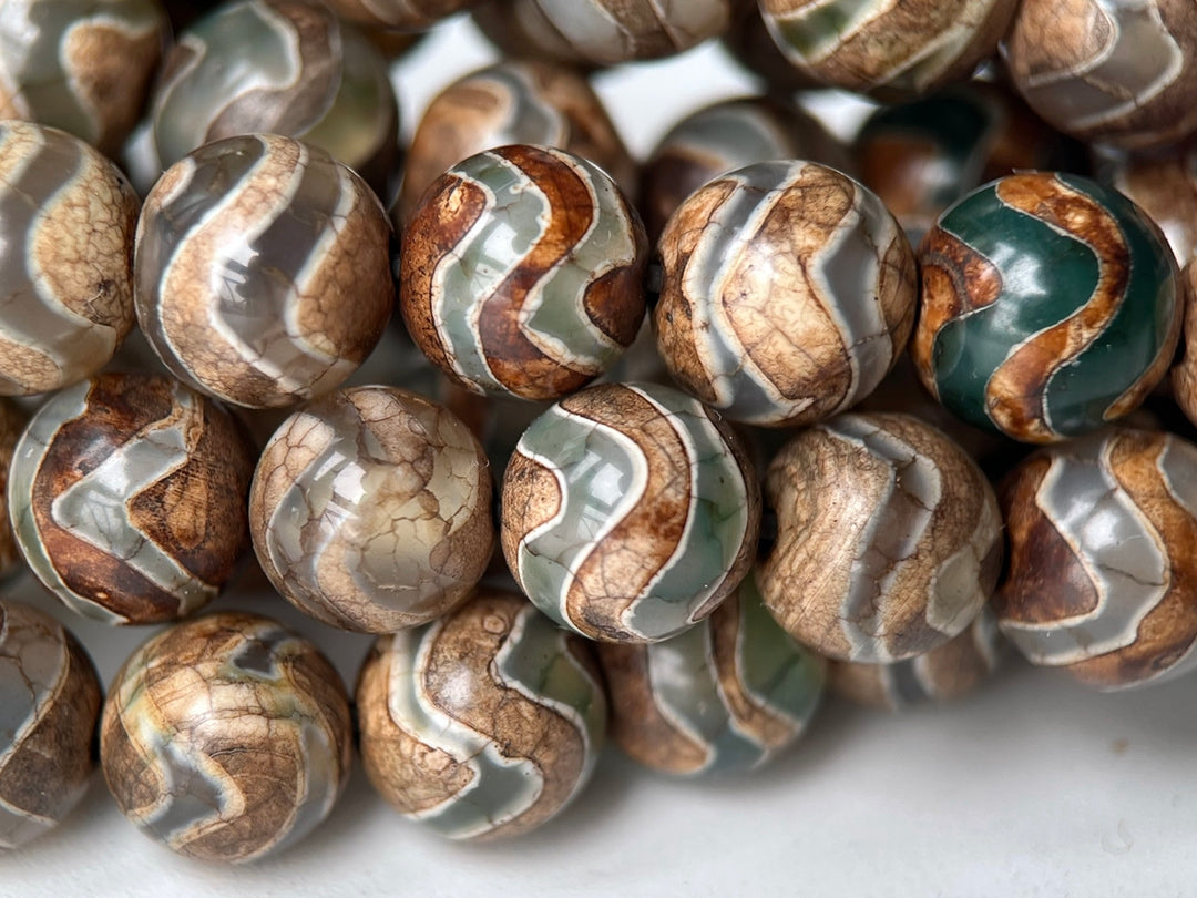 14" 8mm Antique Green Tibetan Dzi agate round beads