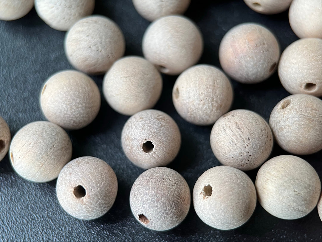 50PCS 8mm natural fragrant camphor wood round Mala beads