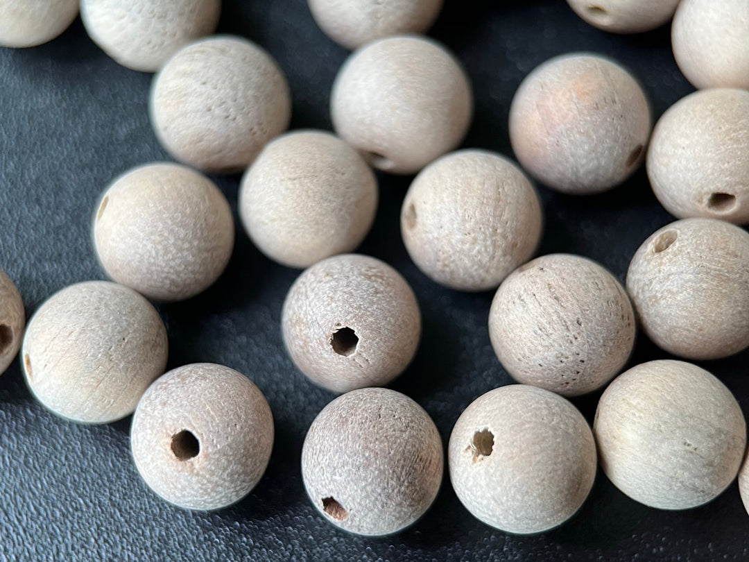 50PCS 8mm natural fragrant camphor wood round Mala beads