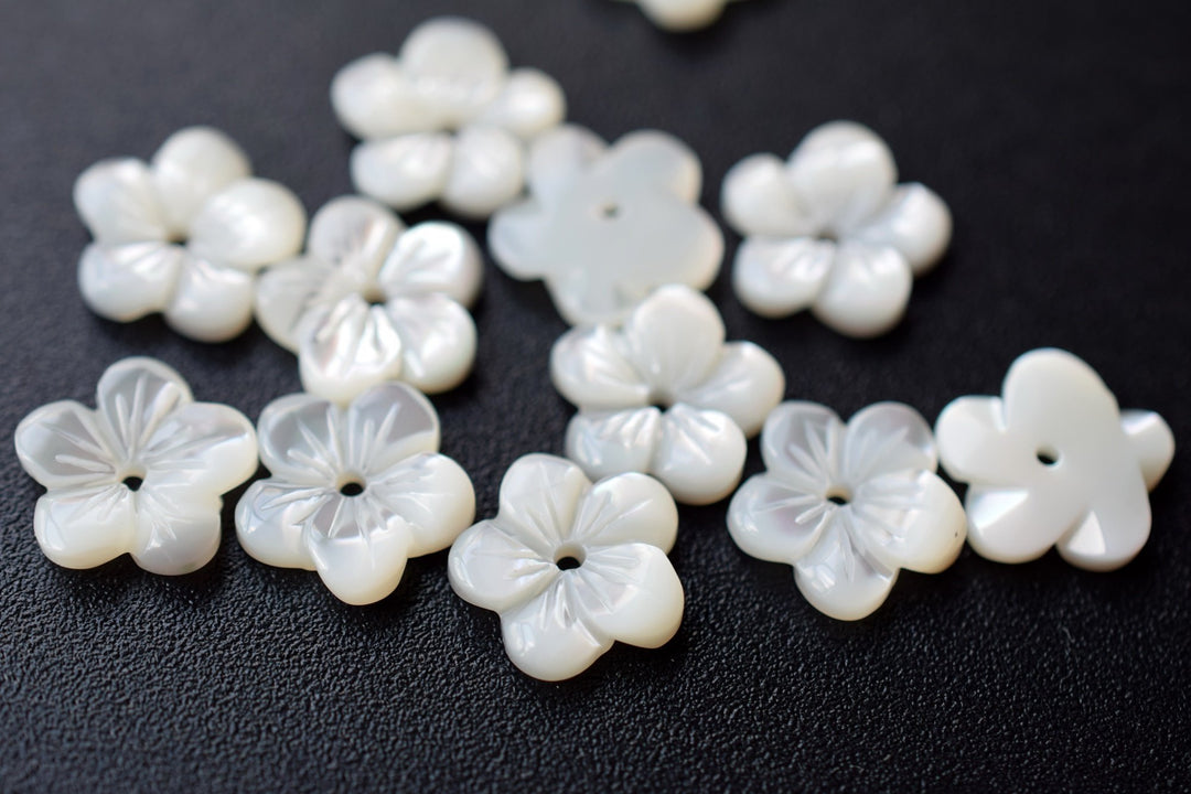 10PCS 8mm Natural white MOP flower beads 5 petal,mother of pearl