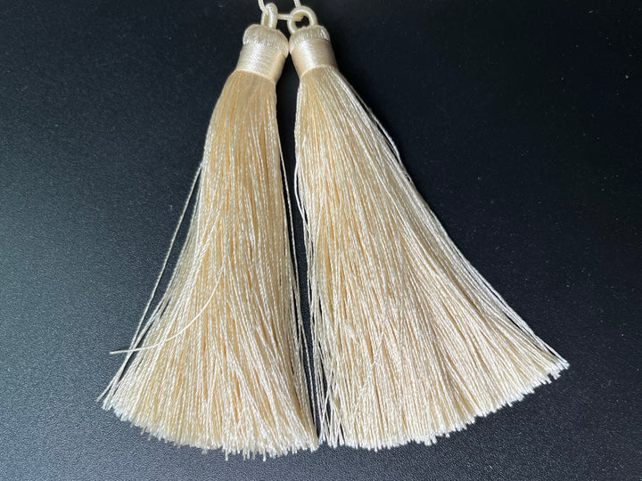 2PCS 10cm pale Ivory beige Handmade silky Thread Tassels