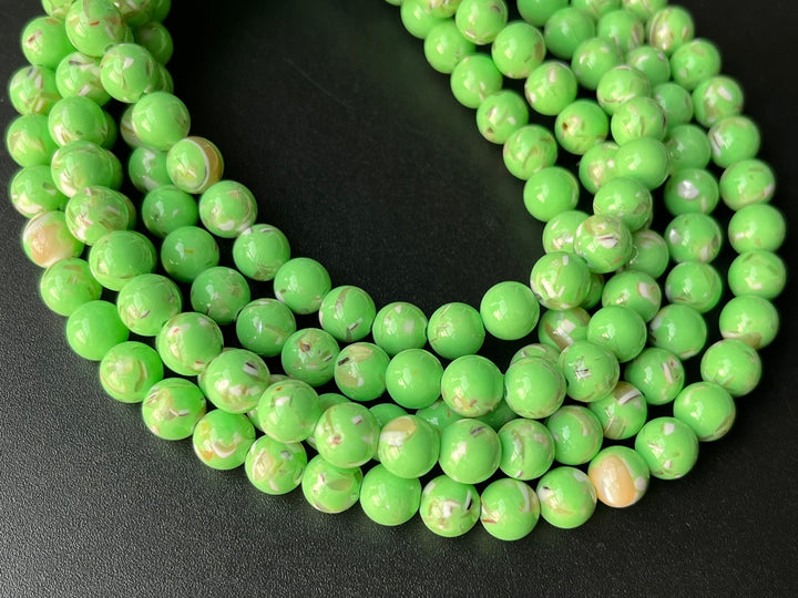 15.5“ 8/10mm Grass Green Turquoise With Shell Inlay round beads MTL