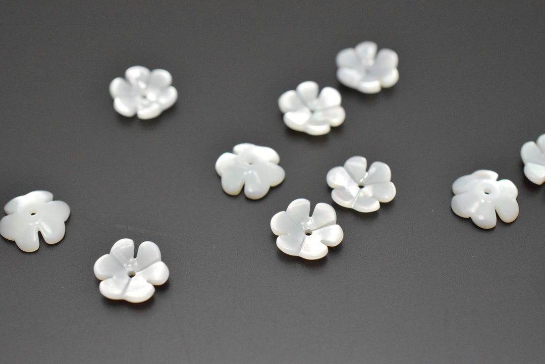 10PCS 10mm Natural white MOP Lucky Clover,mother of pearl Lucky Clover
