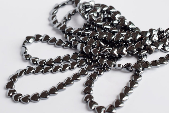 15.5" 6mm Noir Black Hematite stone heart shape beads