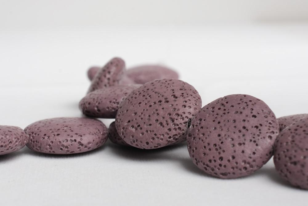 15.5" 20mm/25mm/30mm purple Lava coin Gemstone pendant
