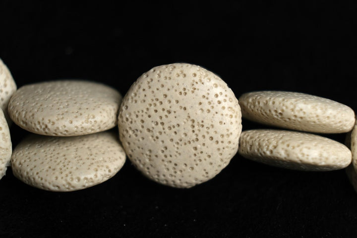 15.5" 20mm/25mm/30mm beige Lava coin Gemstone pendant