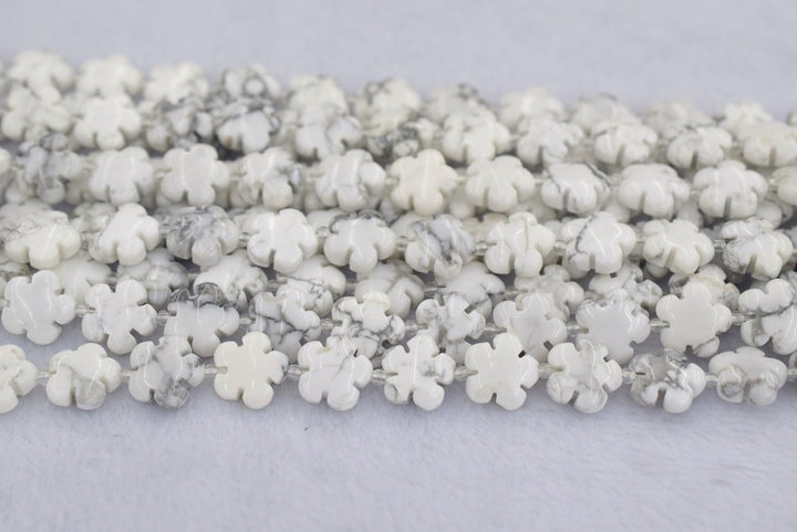 15.5" white howlite flower 15mm/20mm,  semi-precious stone flower