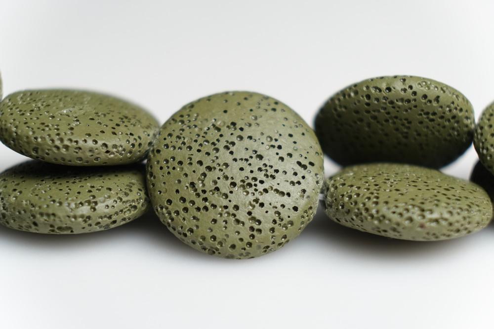 15.5" 20mm/25mm/30mm green Lava coin Gemstone pendant