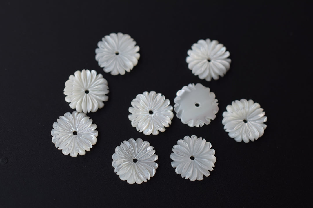 10PCS 10mm Natural white MOP Daisy,mother of pearl, Sale by pieces