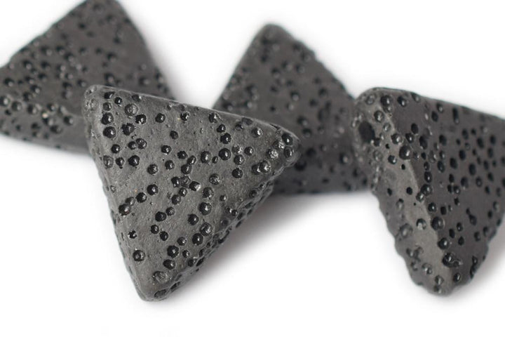 10PCS 16mm Black Lava Triangle pendant