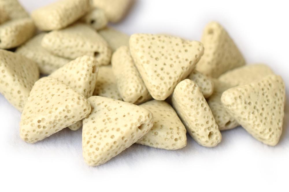 10PCS 16mm Beige Lava Triangle pendant Drilled along the side