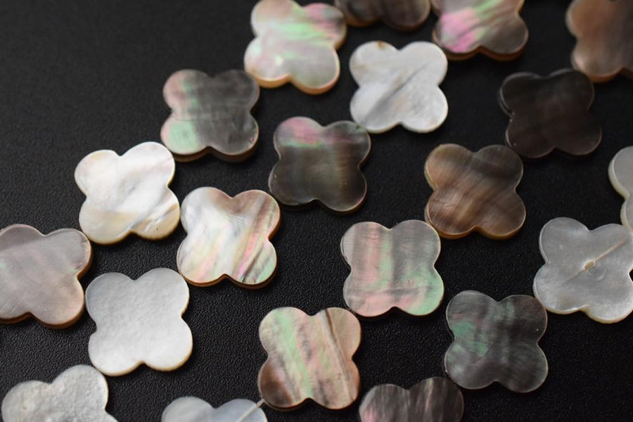 15.5" 6mm/8mm Black Mother Of Pearl/shell four leaf clover scallop/quatrefoil beads