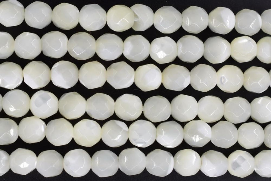 15.5“ 4mm Natural white MOP round faceted beads ,white mother of pearl