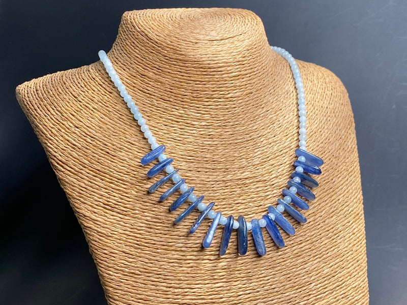 Kyanite and aquamarine beads necklace
