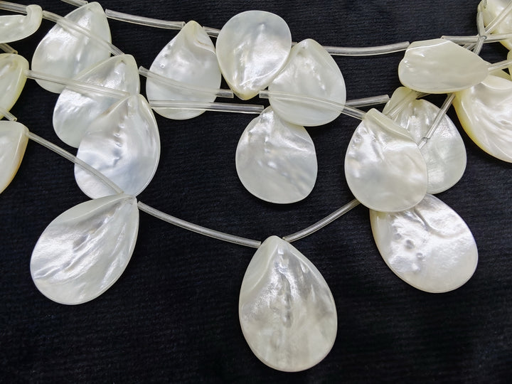 Natural white mother of pearl MOP 20x30mm teardrop beads, 15.5"