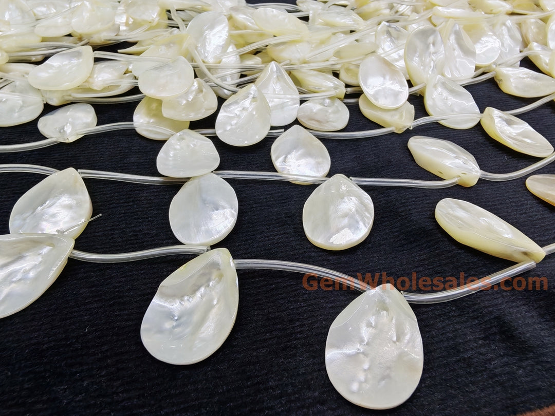 Natural white mother of pearl MOP 20x30mm teardrop beads, 15.5"
