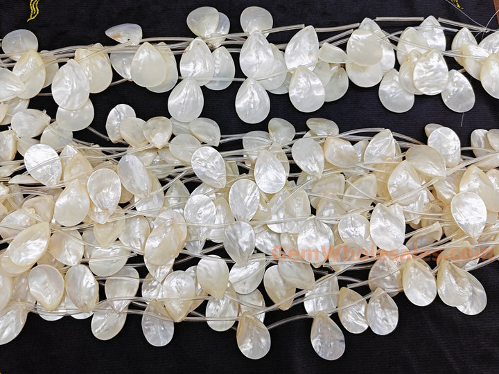 Natural white mother of pearl MOP 25x35mm teardrop beads, 15.5"