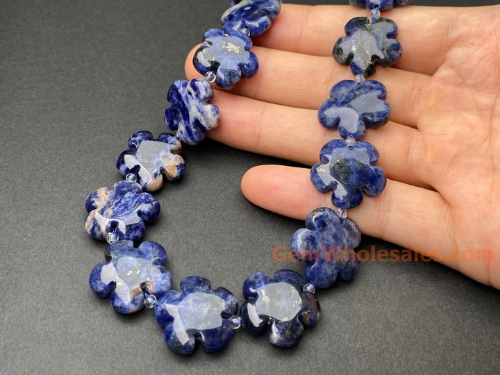 15.5" 15mm/20mm natural Sodalite stone flower beads