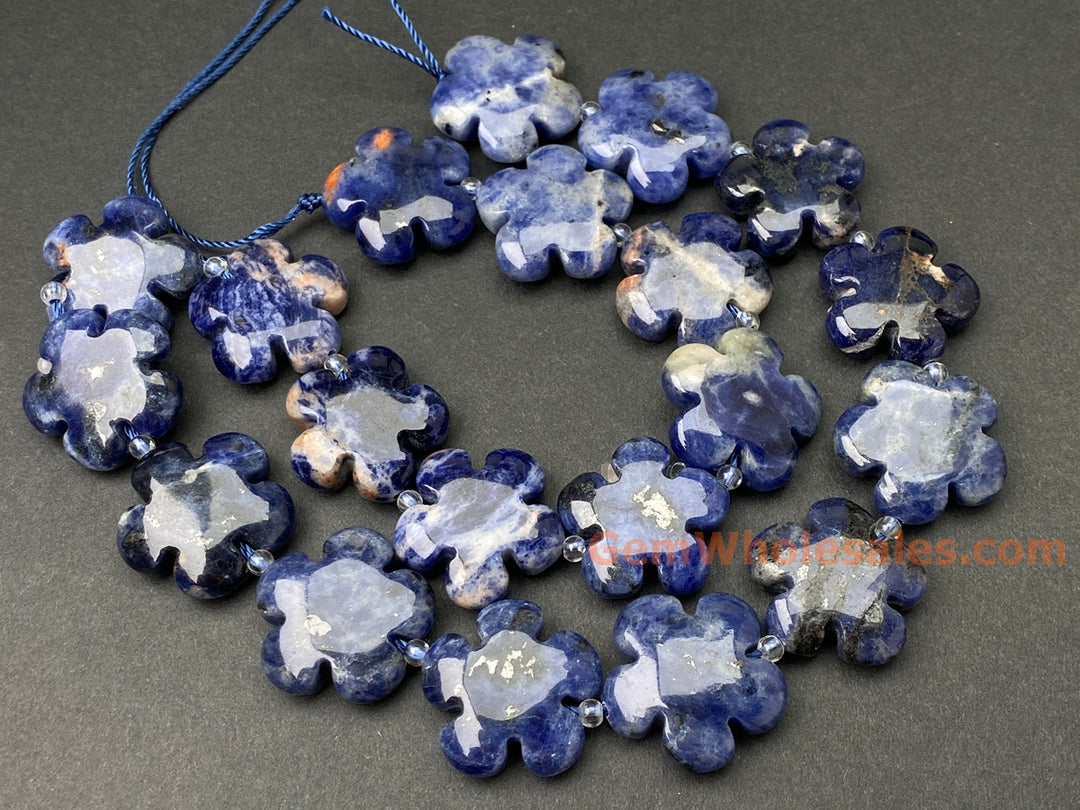 15.5" 15mm/20mm natural Sodalite stone flower beads
