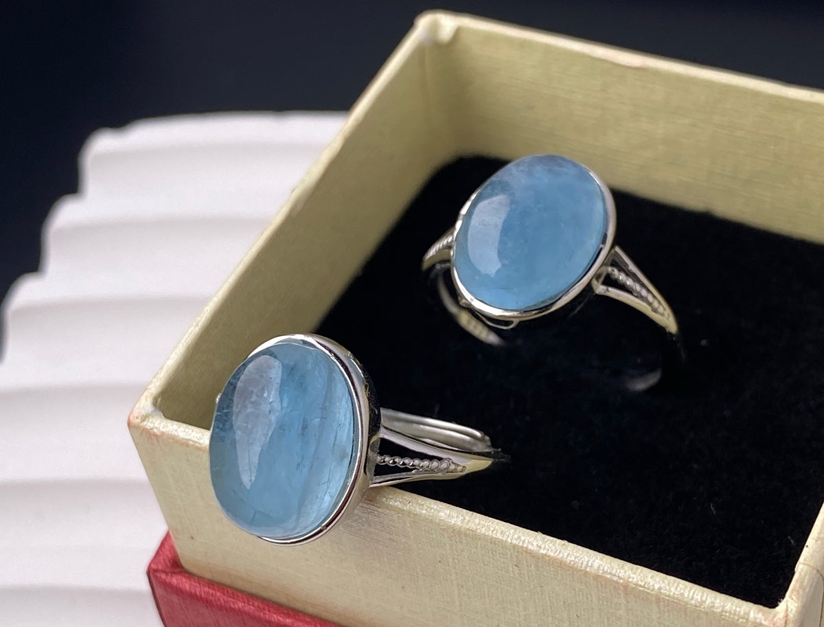 925 sterling silver rings with oval Natural aquamarine cabochon stone