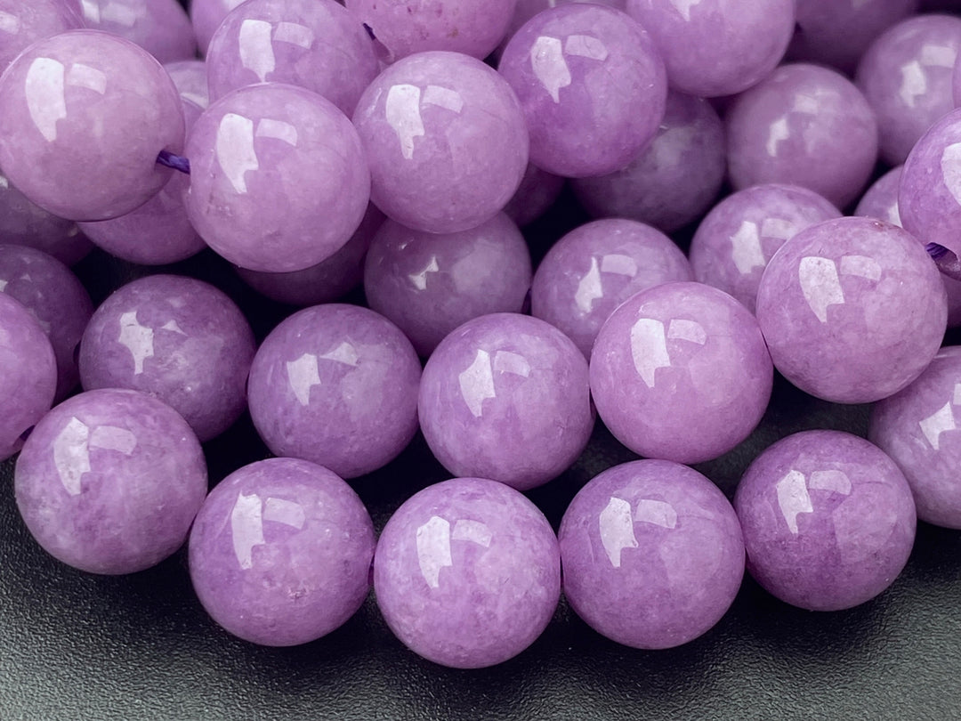 15" 8mm purple lavender color Malaysian jade Round beads