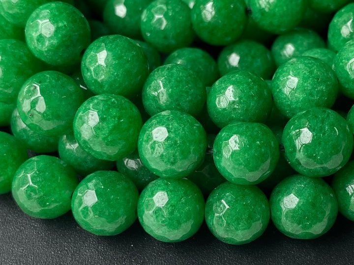 15" 10mm Dark green Malaysian jade Round faceted beads