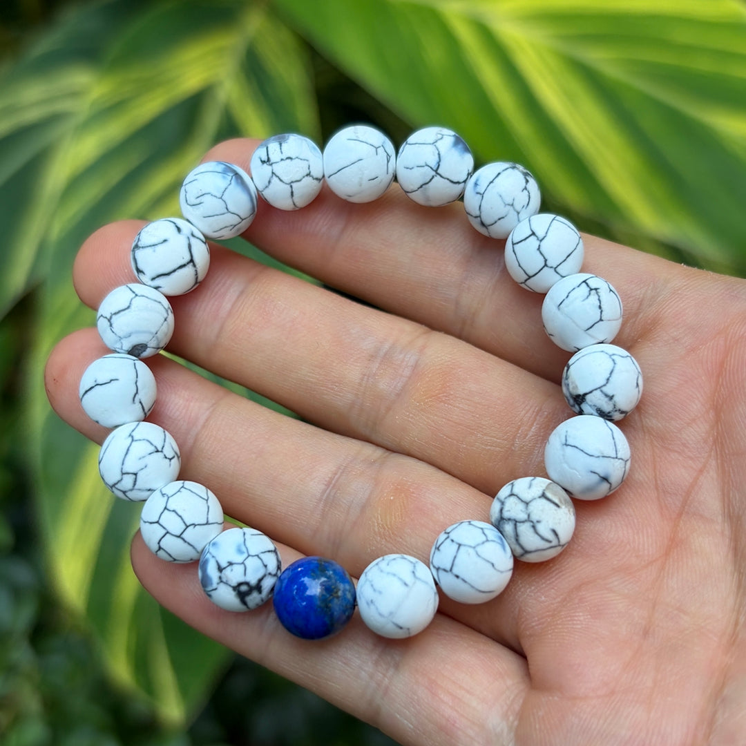 8" White fire Agate 10mm round Beads Stretch Bracelet, gift for him