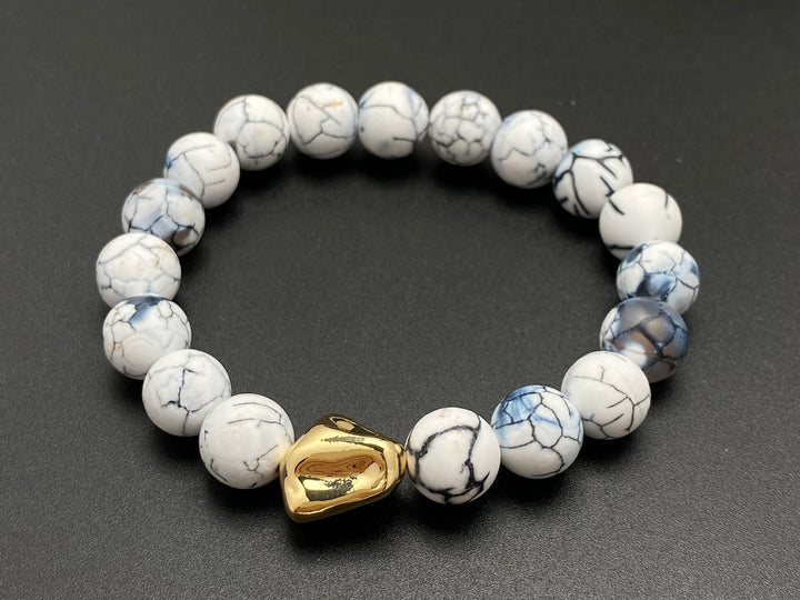 10mm frosted White fire Agate round Beads Stretch Bracelet, 7.5"