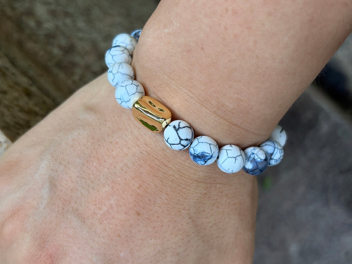 10mm frosted White fire Agate round Beads Stretch Bracelet, 7.5"