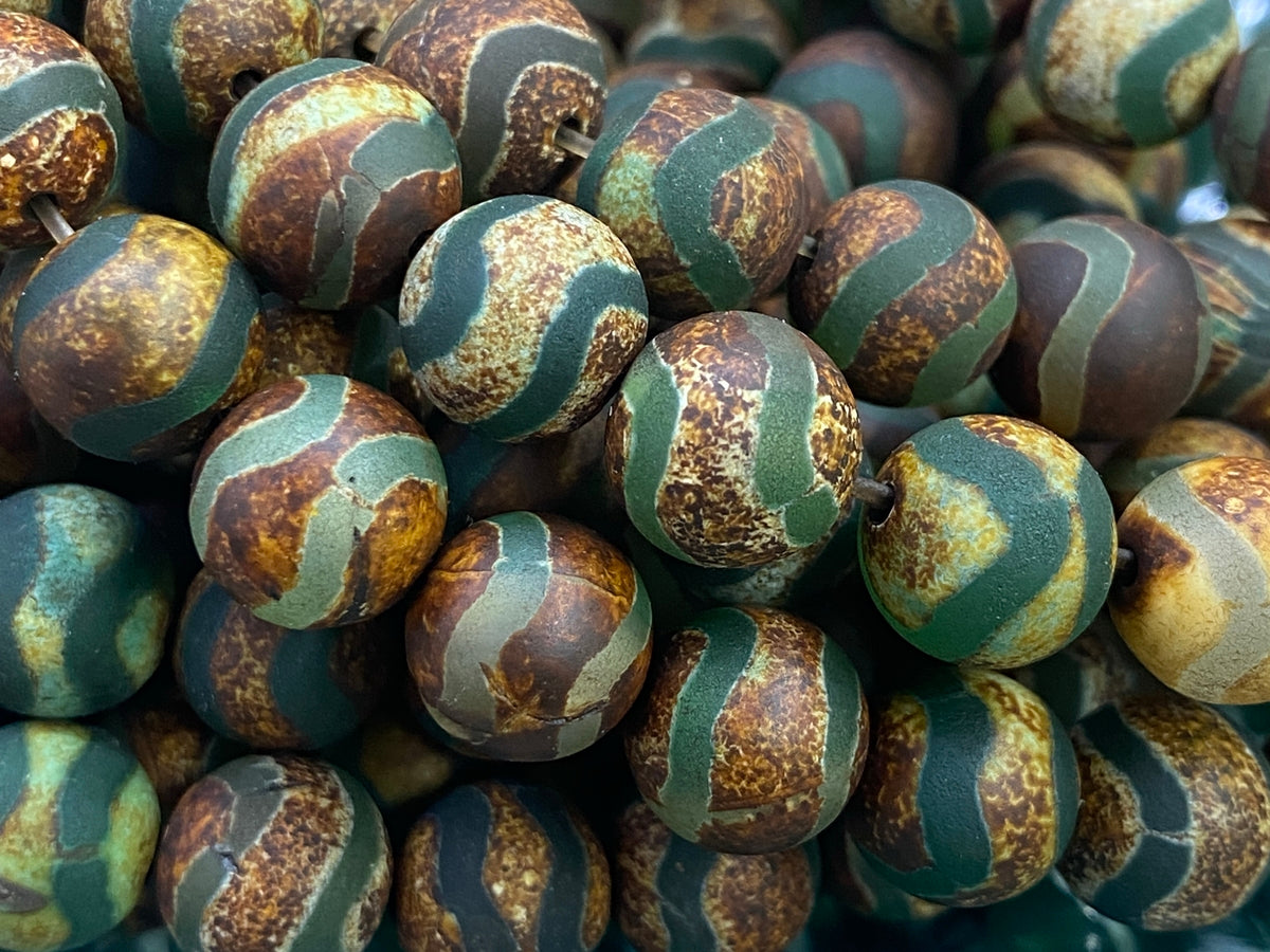 10mm matte Antique brown Green Tibetan Dzi agate round beads