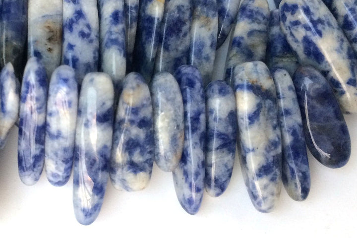 15.5" Natural blue spot stone tooth chips 15~20mm,long spike
