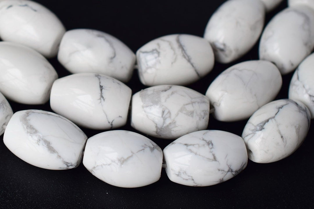16" 13x18mm Natural white howlite drum beads, white howlite 13x18mm barrel beads