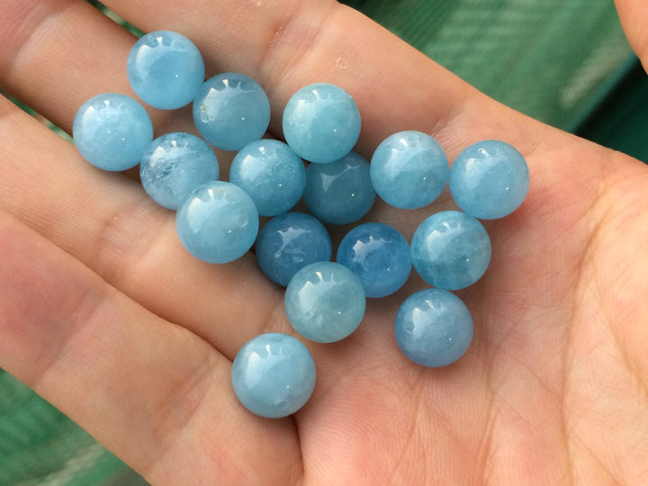 10mm AA Natural Aquamarine half hole drilled blue round beads