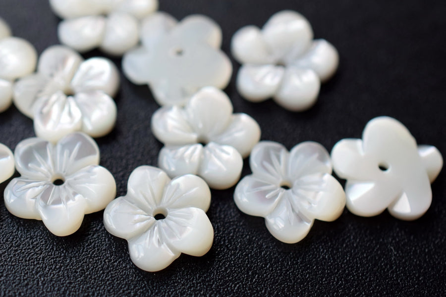 10PCS 8mm Natural white MOP flower beads 5 petal,mother of pearl