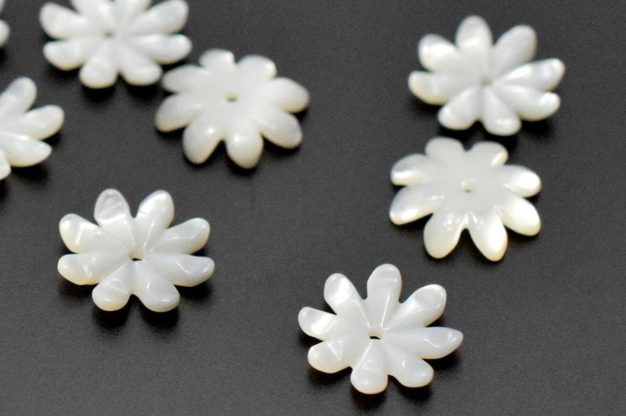 10PCS 10mm Natural white MOP 8 petal flower,mother of pearl,sun flower
