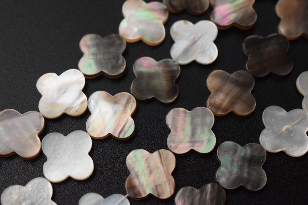 15.5" 6mm/8mm Black Mother Of Pearl/shell four leaf clover scallop/quatrefoil beads