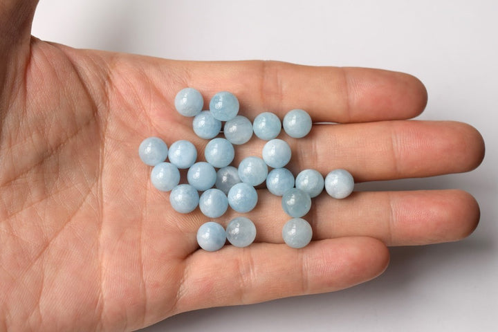 8mm A Natural Aquamarine undrilled round single beads blue gemstone