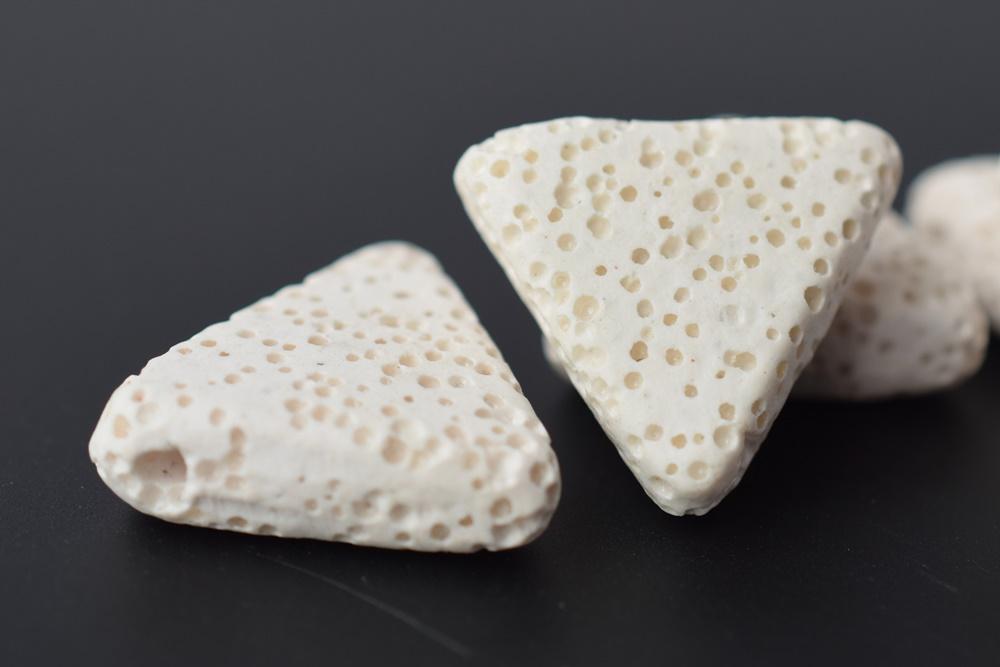 10pcs 16mm White Lava Triangle pendant Drilled along the side